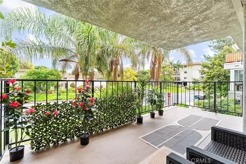 2393 Via Mariposa W #2F, Laguna Woods, CA 92637