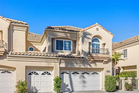 25851 Cordova, Laguna Hills, CA 92653