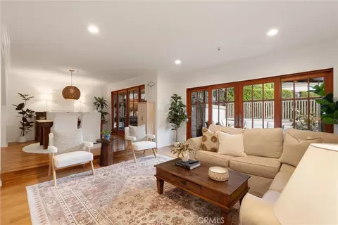 70 Sea Island Dr, Newport Beach, CA 92660