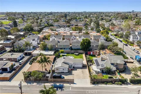 315 University Dr, Costa Mesa, CA 92627