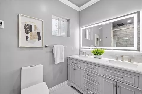 Bath - 74 Linhaven, Irvine, CA 92602 photo 2 of 6