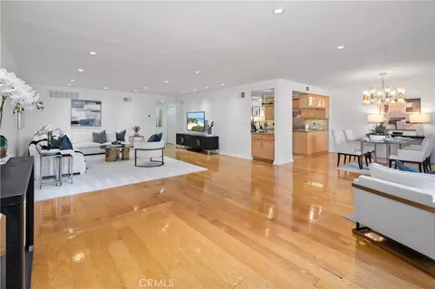 11687 Bellagio #12, Los Angeles, CA 90049