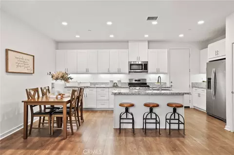 36 Savannah, Lake Forest, CA 92630