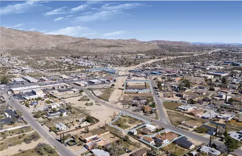 7408 Acoma Trl, Yucca Valley, CA 92284
