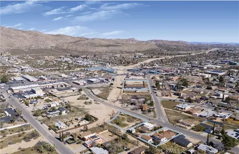 7408 Acoma Trl, Yucca Valley, CA 92284