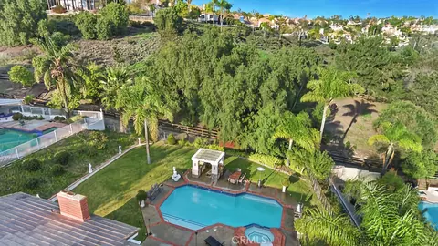25641 Rapid Falls Rd, Laguna Hills, CA 92653