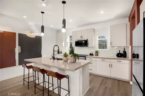 101 S Laxore St #203, Anaheim, CA 92804
