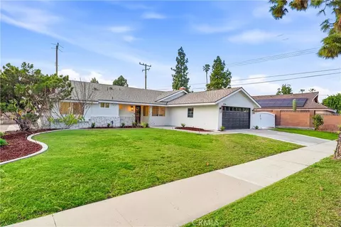 2776 N Beechwood, Orange, CA 92865