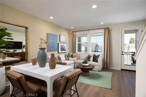 153 S Iris, Compton, CA 90220 photo 4