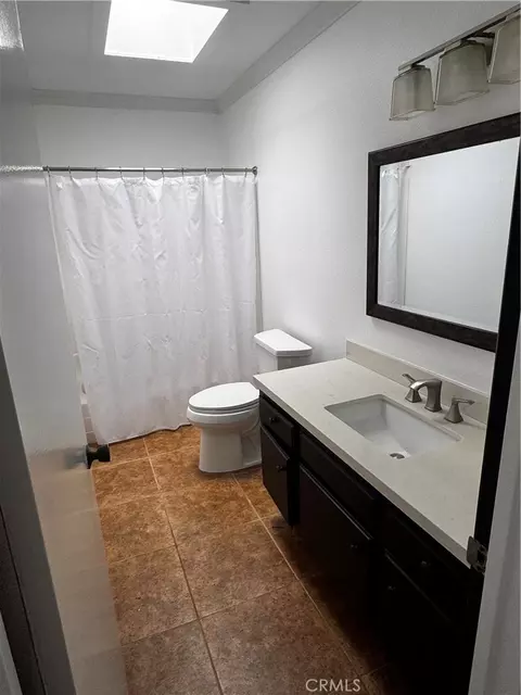 Bath - 5898 E Naples, Long Beach, CA 90803 photo 1 of 1