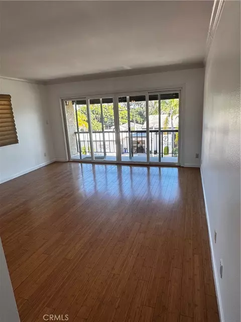 Living - 5898 E Naples, Long Beach, CA 90803 photo 1 of 3