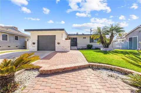 6742 El Salvador, Long Beach, CA 90815