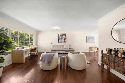 5150 Village Grn, Los Angeles, CA 90016