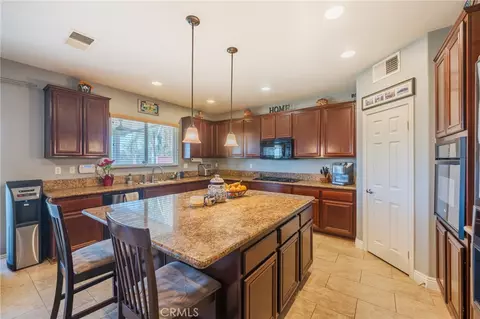 Kitchen - 17073 Spring Cyn, Riverside, CA 92503 photo 1 of 6