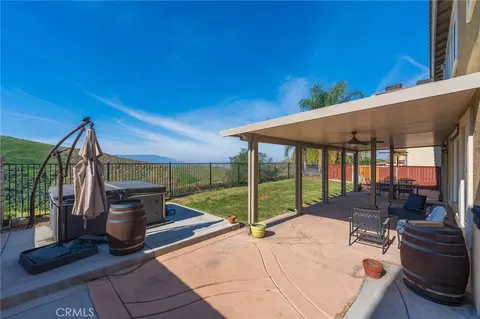 Exterior - 17073 Spring Cyn, Riverside, CA 92503 photo 6 of 8