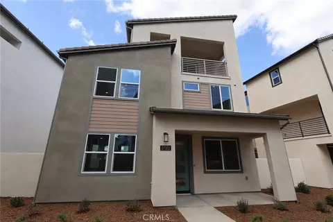 27322 Bear Paw Ln, Valencia, CA 91381