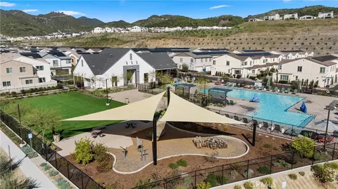 View/Area - 333 Canter Ct, Fallbrook, CA 92028 photo 5 of 6