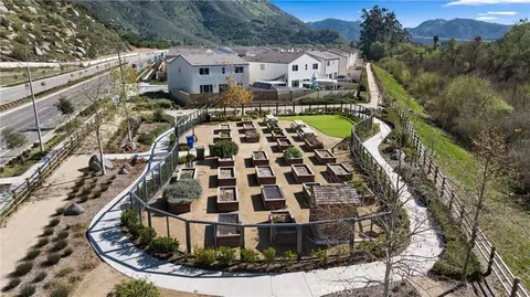 View/Area - 333 Canter Ct, Fallbrook, CA 92028 photo 6 of 6