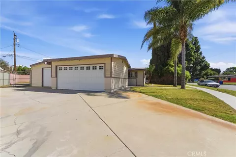 20020 Alburtis Ave, Lakewood, CA 90715