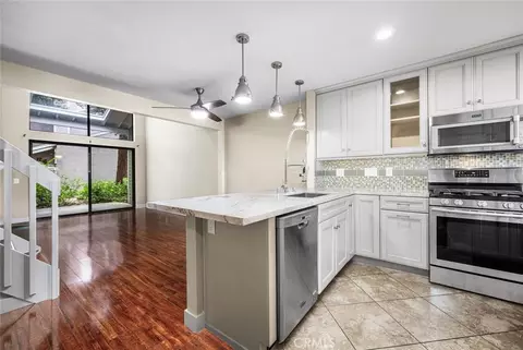 700 E Lk #111, Orange, CA 92866