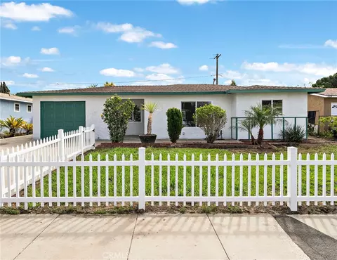 1410 W Camden Pl, Santa Ana, CA 92704