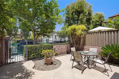 18 Amesbury Ct, Ladera Ranch, CA 92694