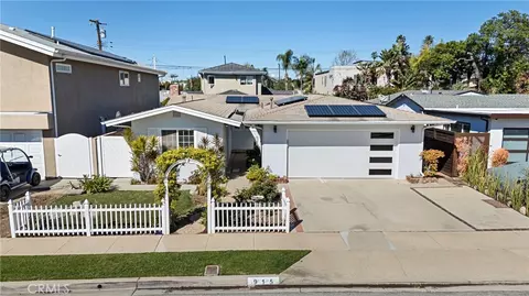 915 Coastline, Seal Beach, CA 90740