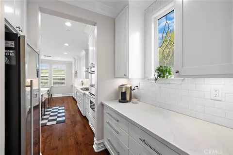 Entry Way - 33 Christopher St, Ladera Ranch, CA 92694 photo 4 of 6