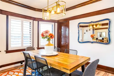 Dining - 708 E Alta Way, Long Beach, CA 90802 photo 5 of 7