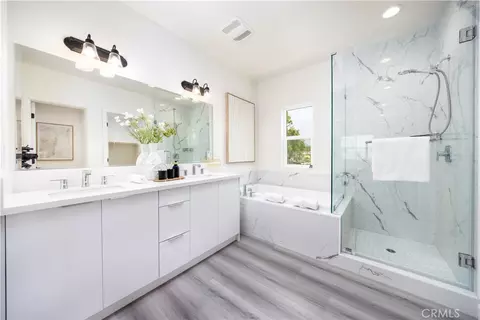 Bath - 1371 Point Loma Pl, Walnut, CA 91789 photo 3 of 5
