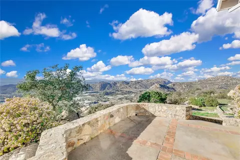 Exterior - 6750 Rainbow Heights Rd, Fallbrook, CA 92028 photo 10 of 11