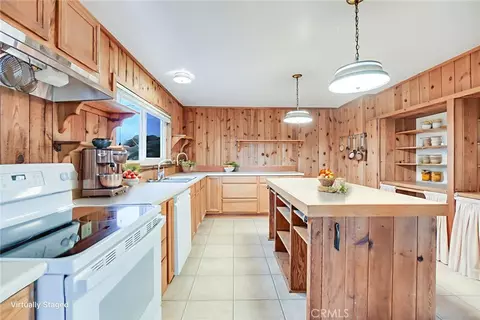 Kitchen - 6750 Rainbow Heights Rd, Fallbrook, CA 92028 photo 1 of 4