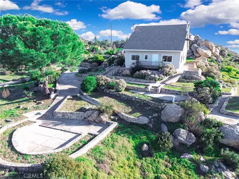 Exterior - 6750 Rainbow Heights Rd, Fallbrook, CA 92028 photo 1 of 11