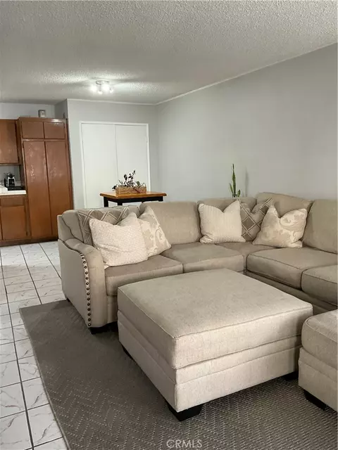 Living - 12620 Briarglen Loop UNIT I, Stanton, CA 90680 photo 6 of 9