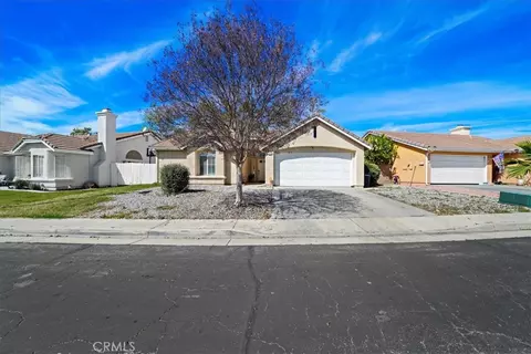 717 Balsam Way, Hemet, CA 92545