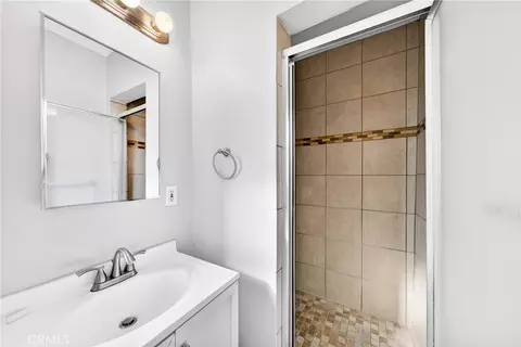 Bath - 14328 S Cahita, Compton, CA 90220 photo 2 of 3
