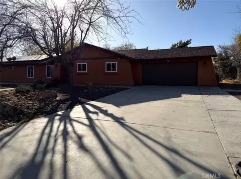 10584 8th, Hesperia, CA 92345