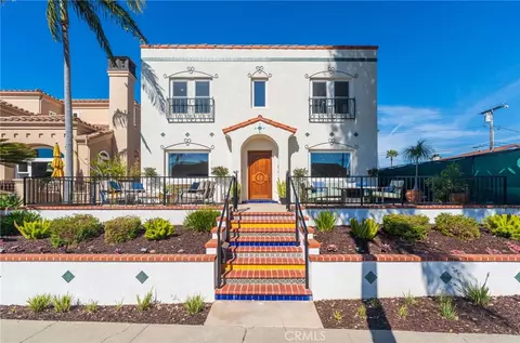 813 13th St, Huntington Beach, CA 92648