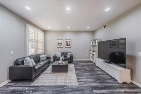 88 Capricorn, Irvine, CA 92618