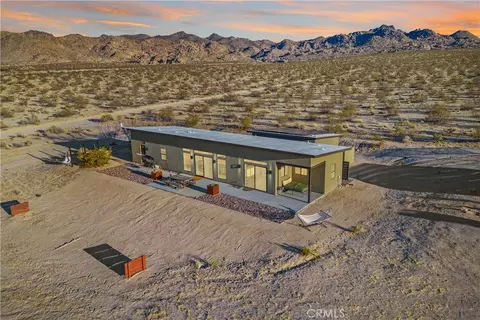 7190 Lawrence Ave, Joshua Tree, CA 92252