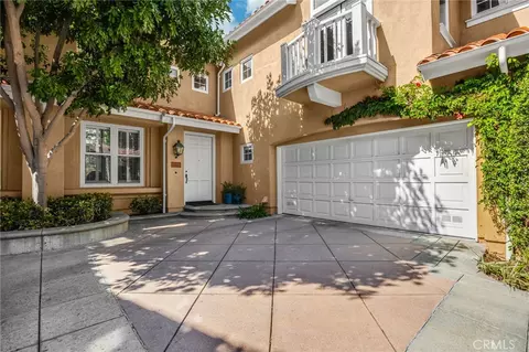 2444 Aquasanta, Tustin, CA 92782