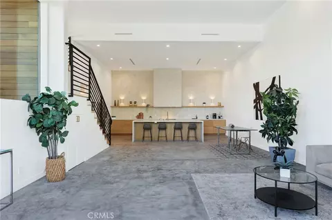 3949 Glenalbyn Dr, Los Angeles, CA 90065