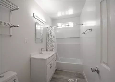 Bath - 906 E Imperial, El Segundo, CA 90245 photo 1 of 2