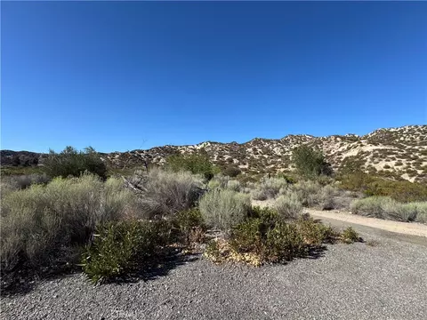 4292 Davis Ranch Rd, Phelan, CA 92371 photo 11