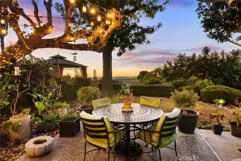 24811 Spadra, Mission Viejo, CA 92691