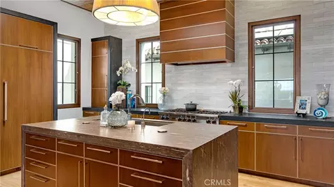 Kitchen - 2 Thomas Rd, Ladera Ranch, CA 92694 photo 5 of 6