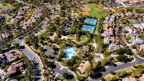 View/Area - 2 Thomas Rd, Ladera Ranch, CA 92694 photo 2 of 2
