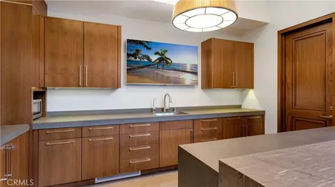 Kitchen - 2 Thomas Rd, Ladera Ranch, CA 92694 photo 4 of 6