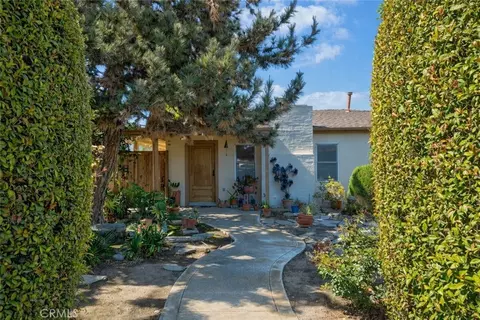419 Irvine Ave, Newport Beach, CA 92663