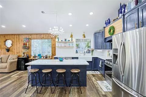 Kitchen - 23095 Hemlock, Crestline, CA 92325 photo 2 of 3